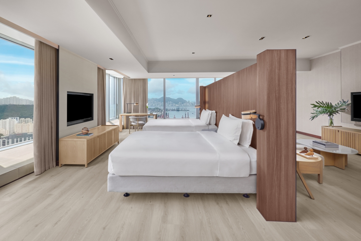 Executive Harbour Corner Apartment