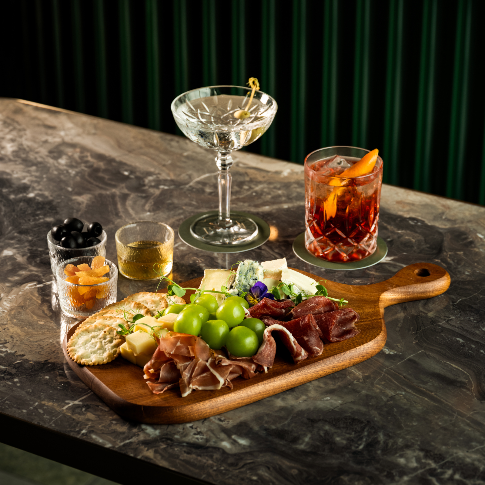 Nina Hotel Tsuen Wan West | Bar 41 Snack Platter with Cocktails