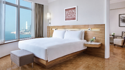 20210209 Ninahotelcauseway%20Bay Harbour%20View%20Suite%20 %20Bedroom Re 430X242